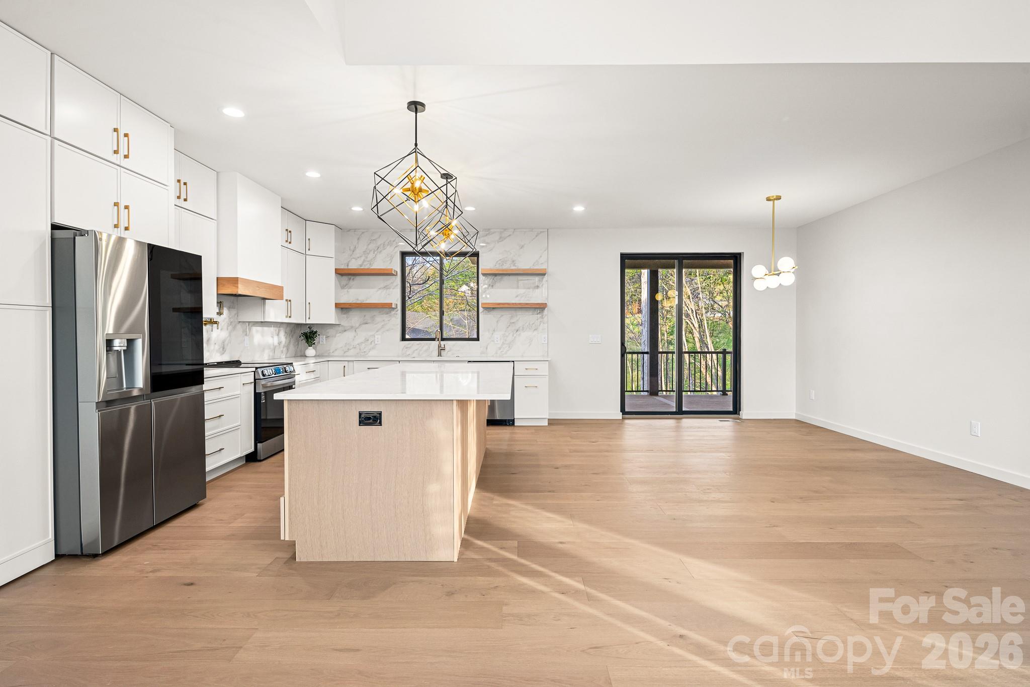 LINDON COVE CROSSING - Residential