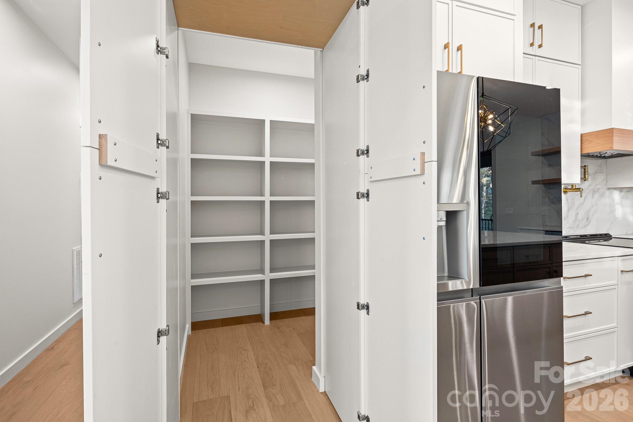 LINDON COVE CROSSING - Residential