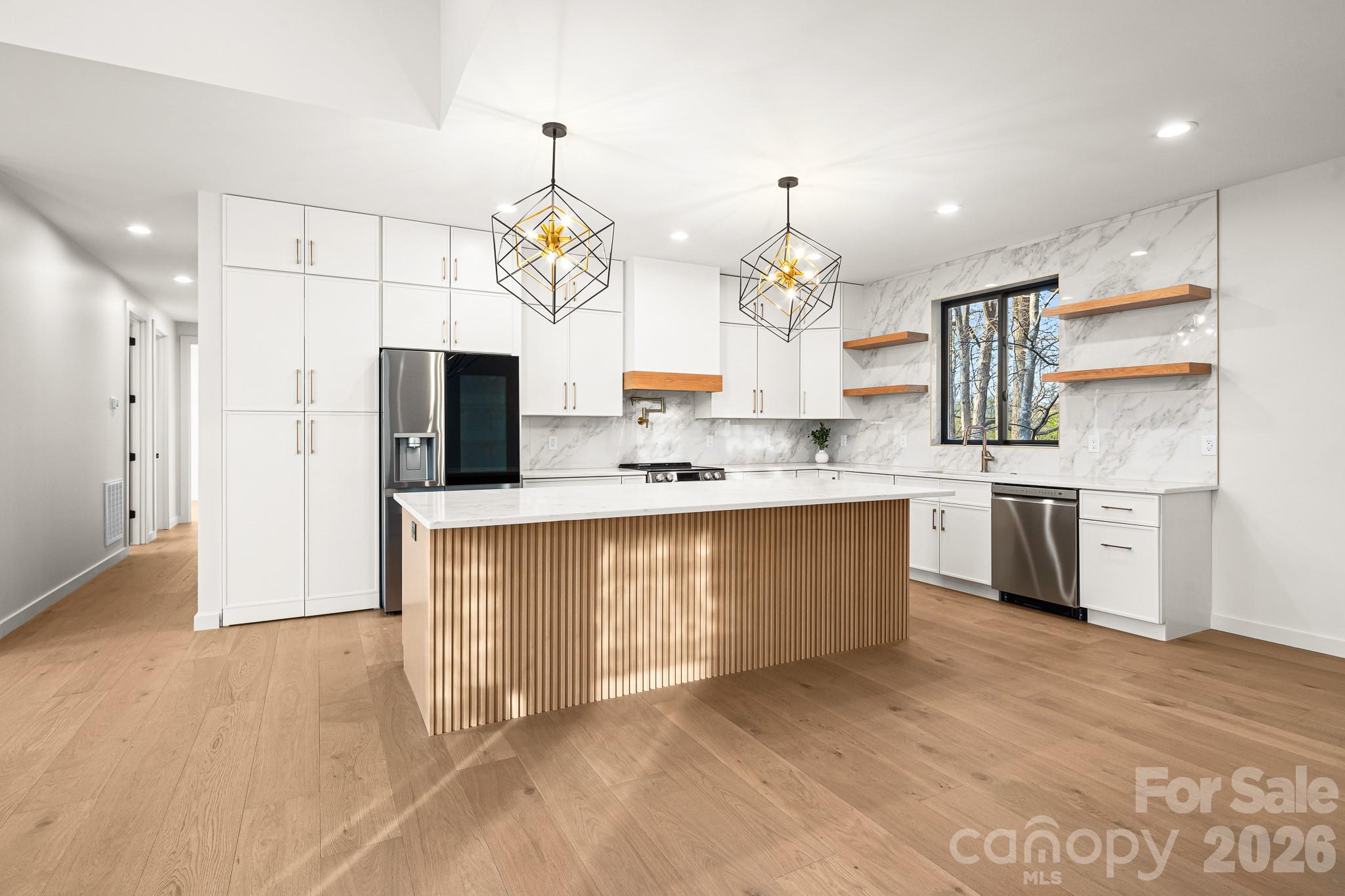 LINDON COVE CROSSING - Residential