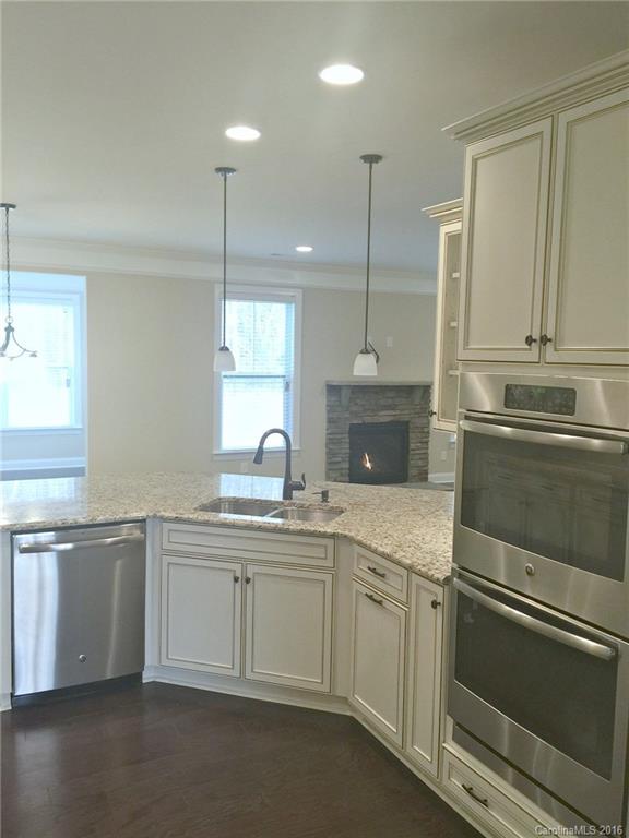 Lake Ridge - Residential