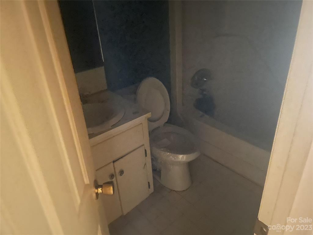 Woodland Hills - Residential