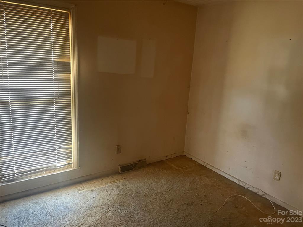 Woodland Hills - Residential