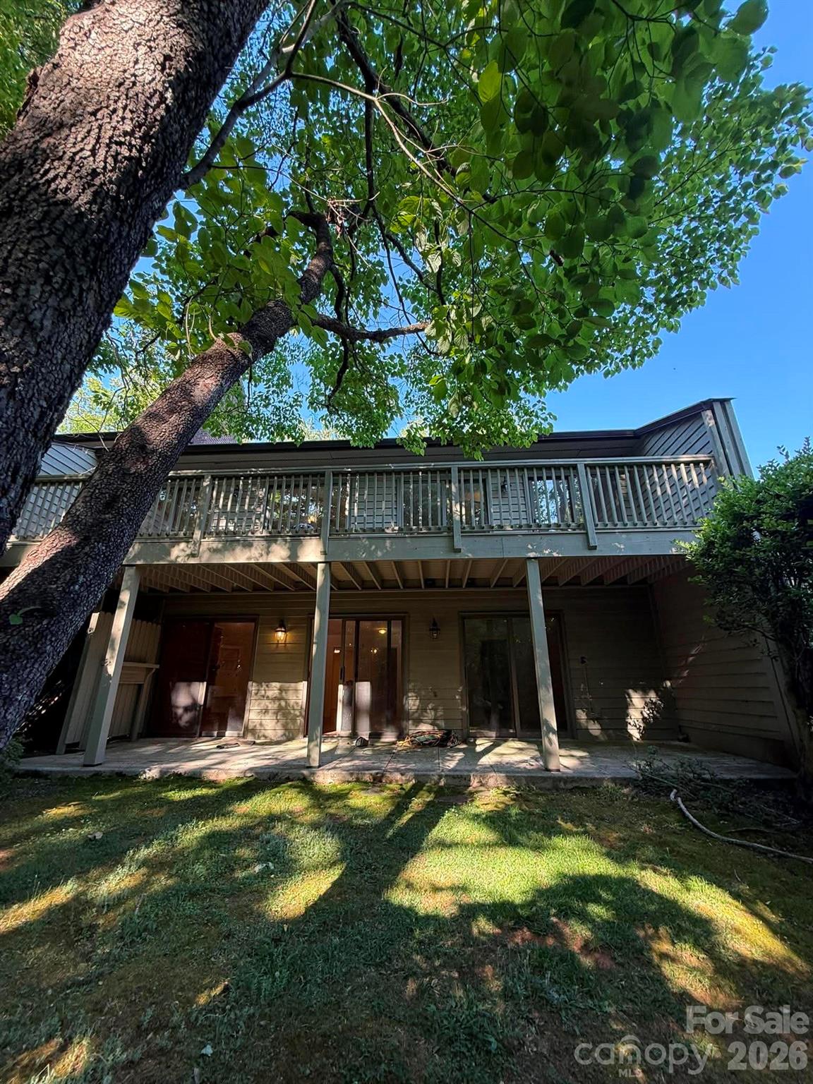Hunting Country Trails - Residential