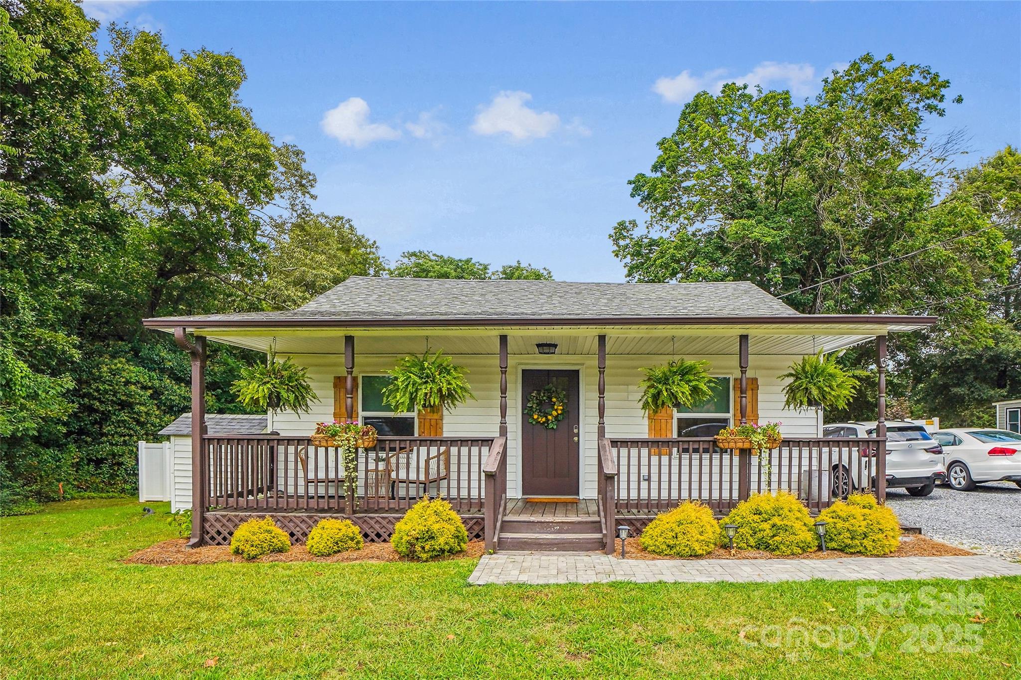 1654 Armstrong Ford Road