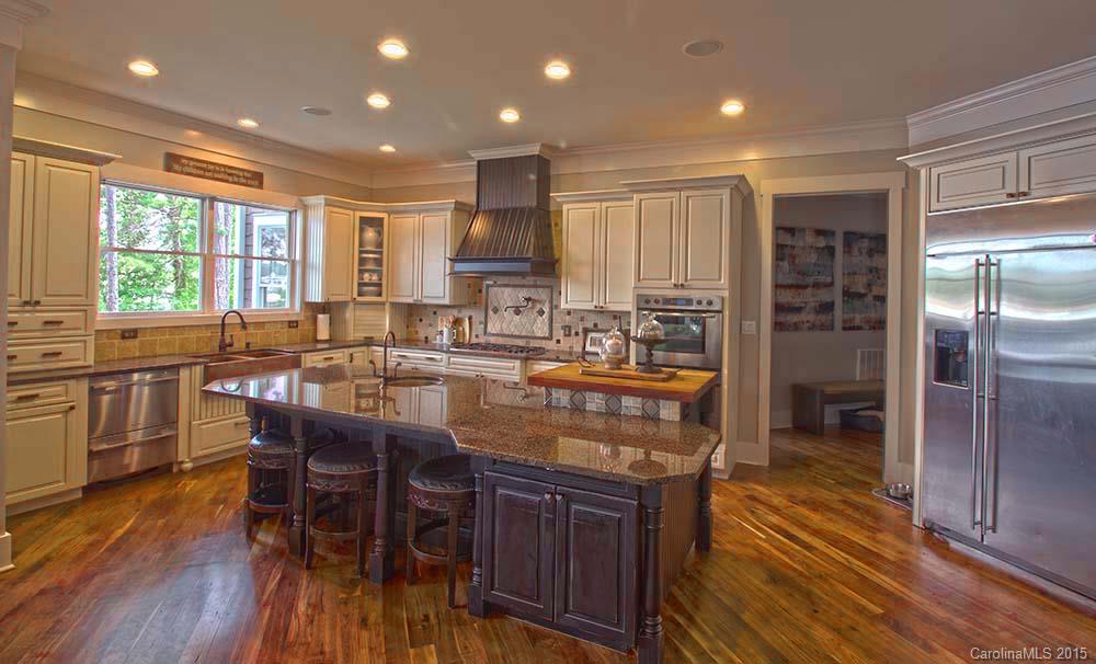 The Peninsula - Residential