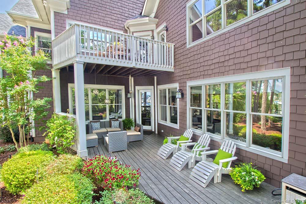 The Peninsula - Residential