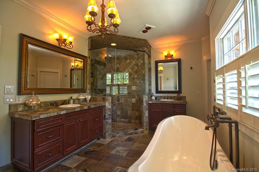 The Peninsula - Residential