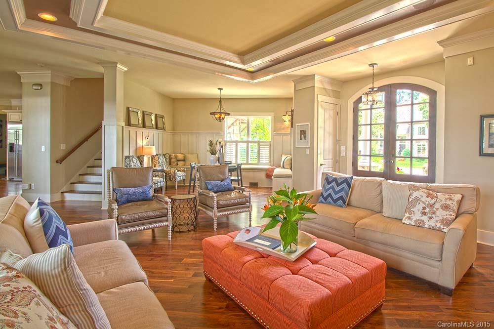 The Peninsula - Residential