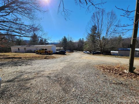 5 & 22 Becky Lane Fairview NC 28730
