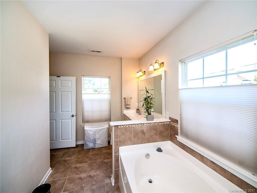 Palmetto Traces - Residential