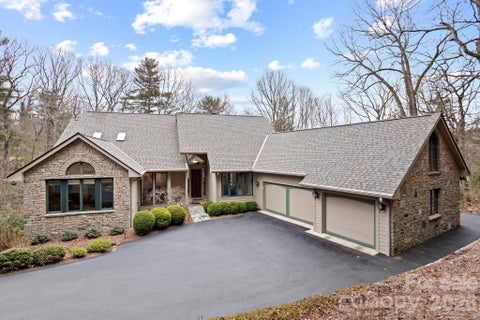 Photo of 175 Overlook Drive, Flat Rock, NC 28731 (MLS # 4422500)