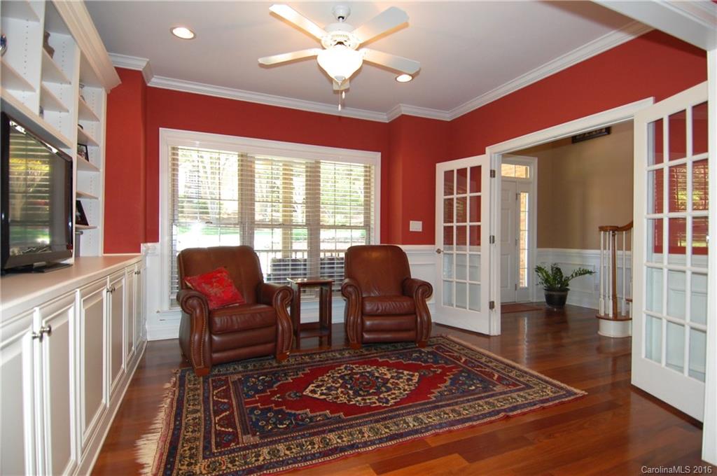 Tega Cay - Residential