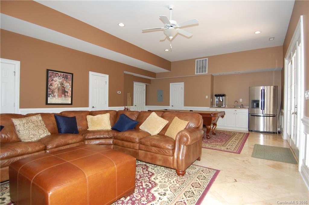 Tega Cay - Residential