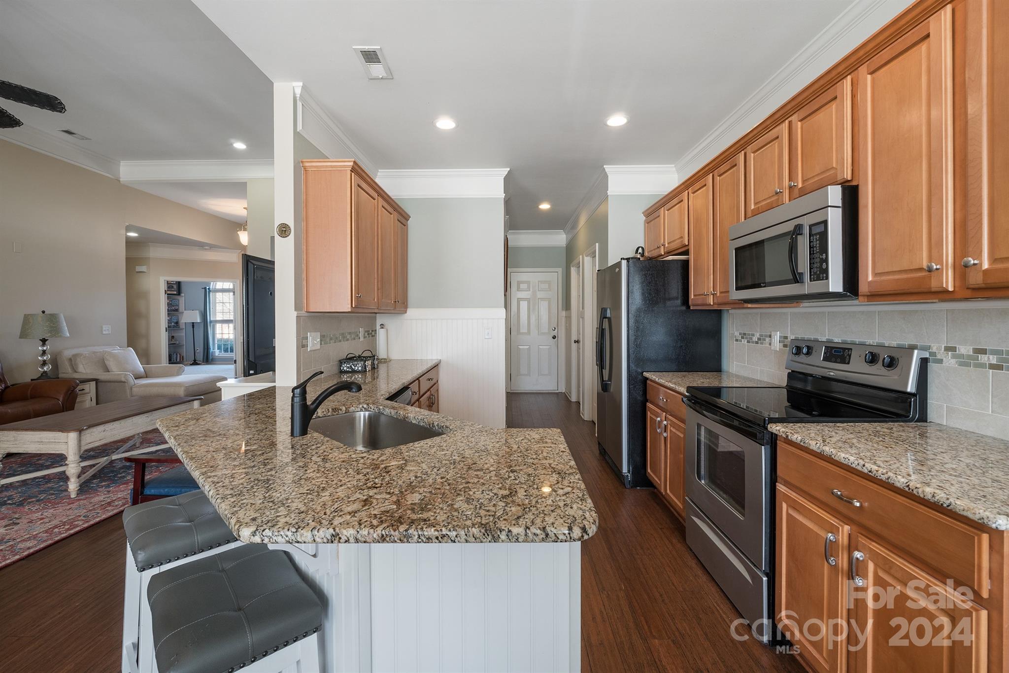 Gates At Waterside - Residential