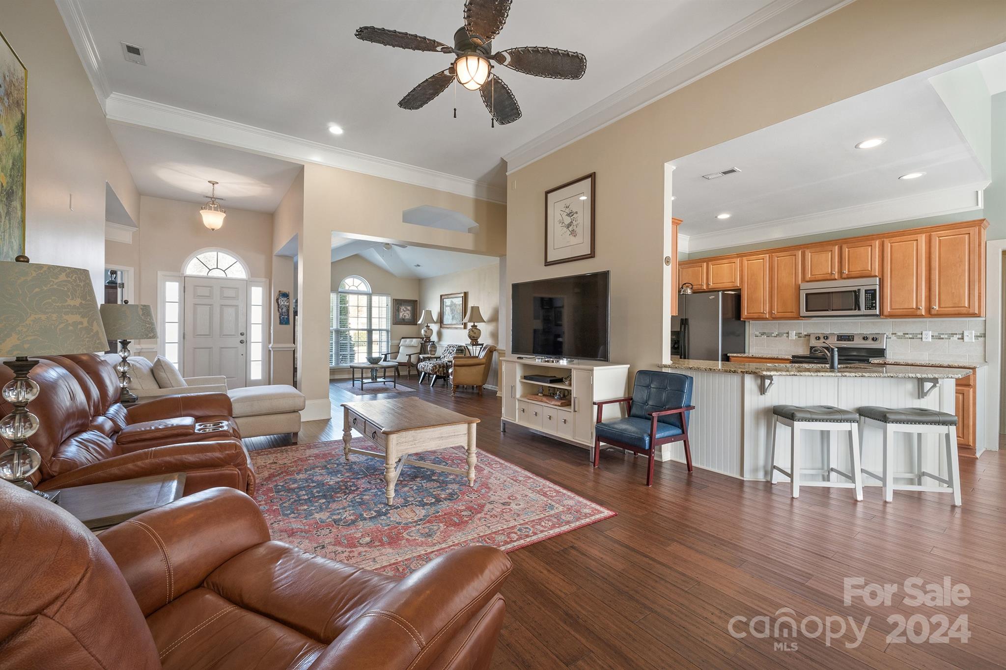 Gates At Waterside - Residential