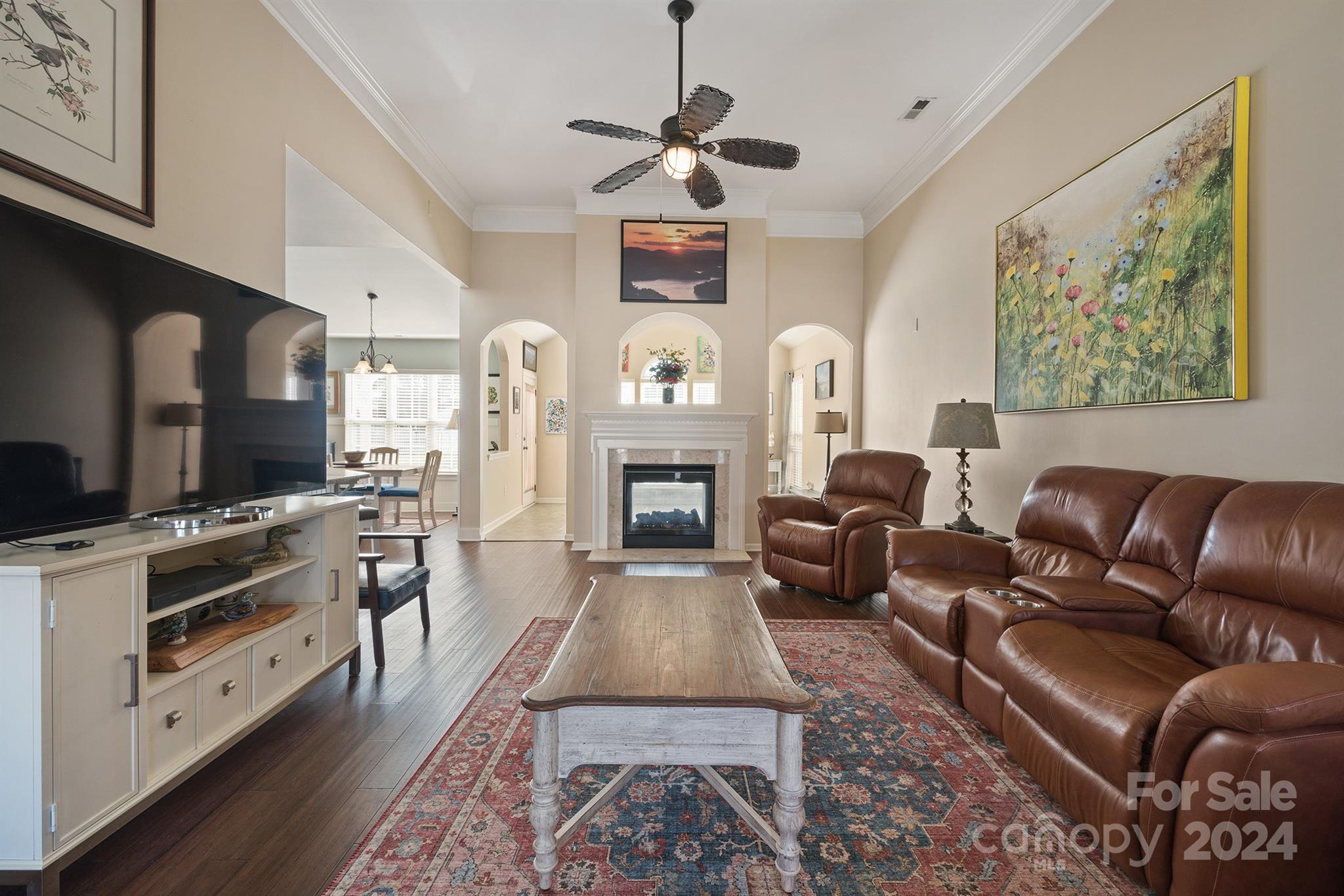 Gates At Waterside - Residential