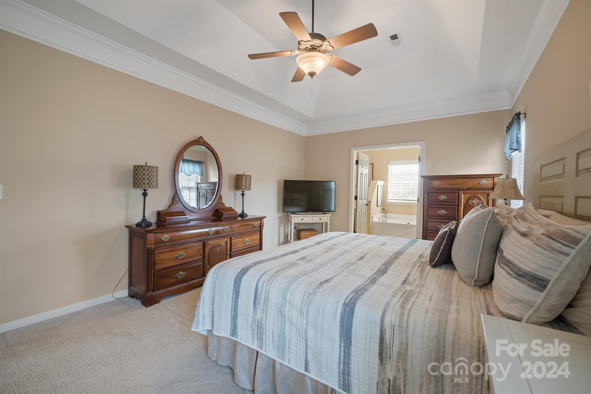 Gates At Waterside - Residential