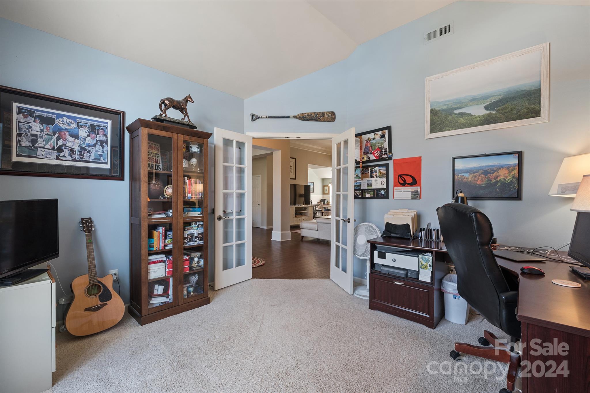 Gates At Waterside - Residential