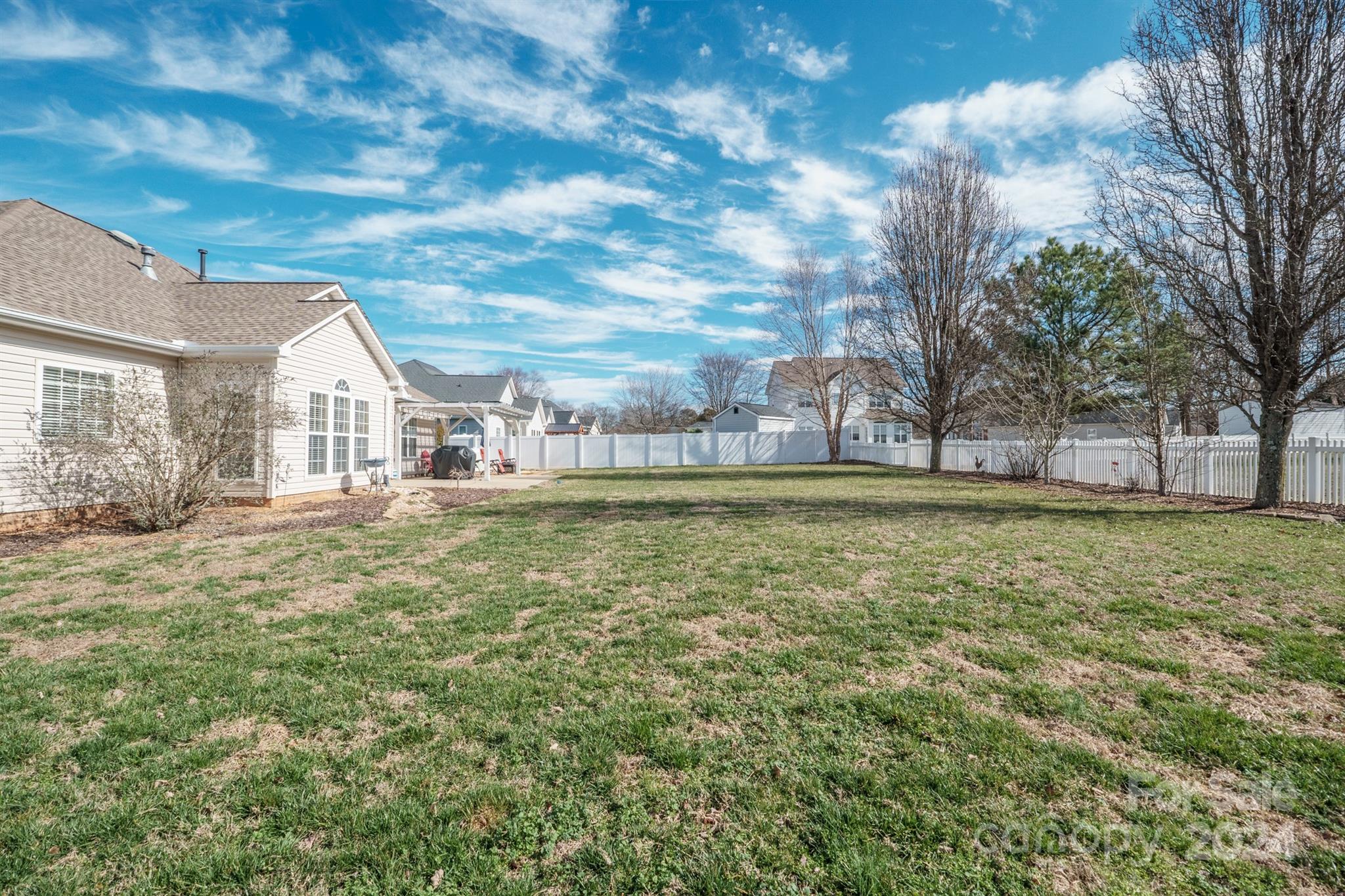 Gates At Waterside - Residential