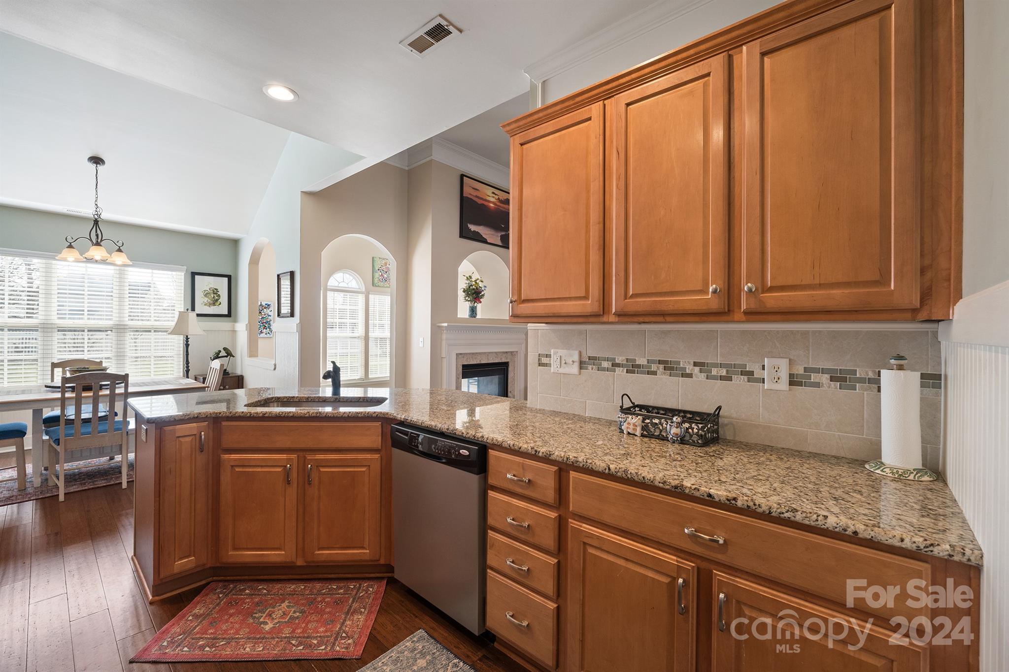 Gates At Waterside - Residential