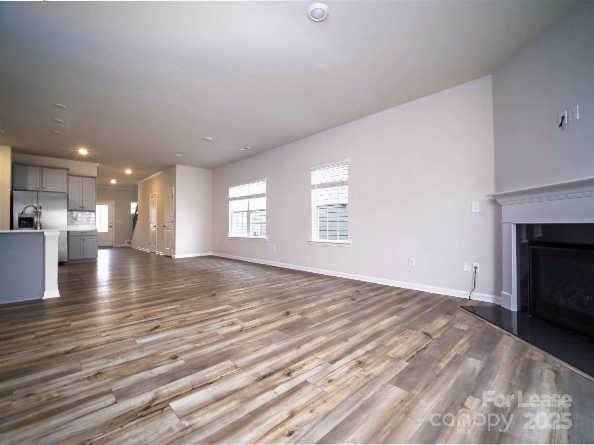 Redhawk - Residential Lease