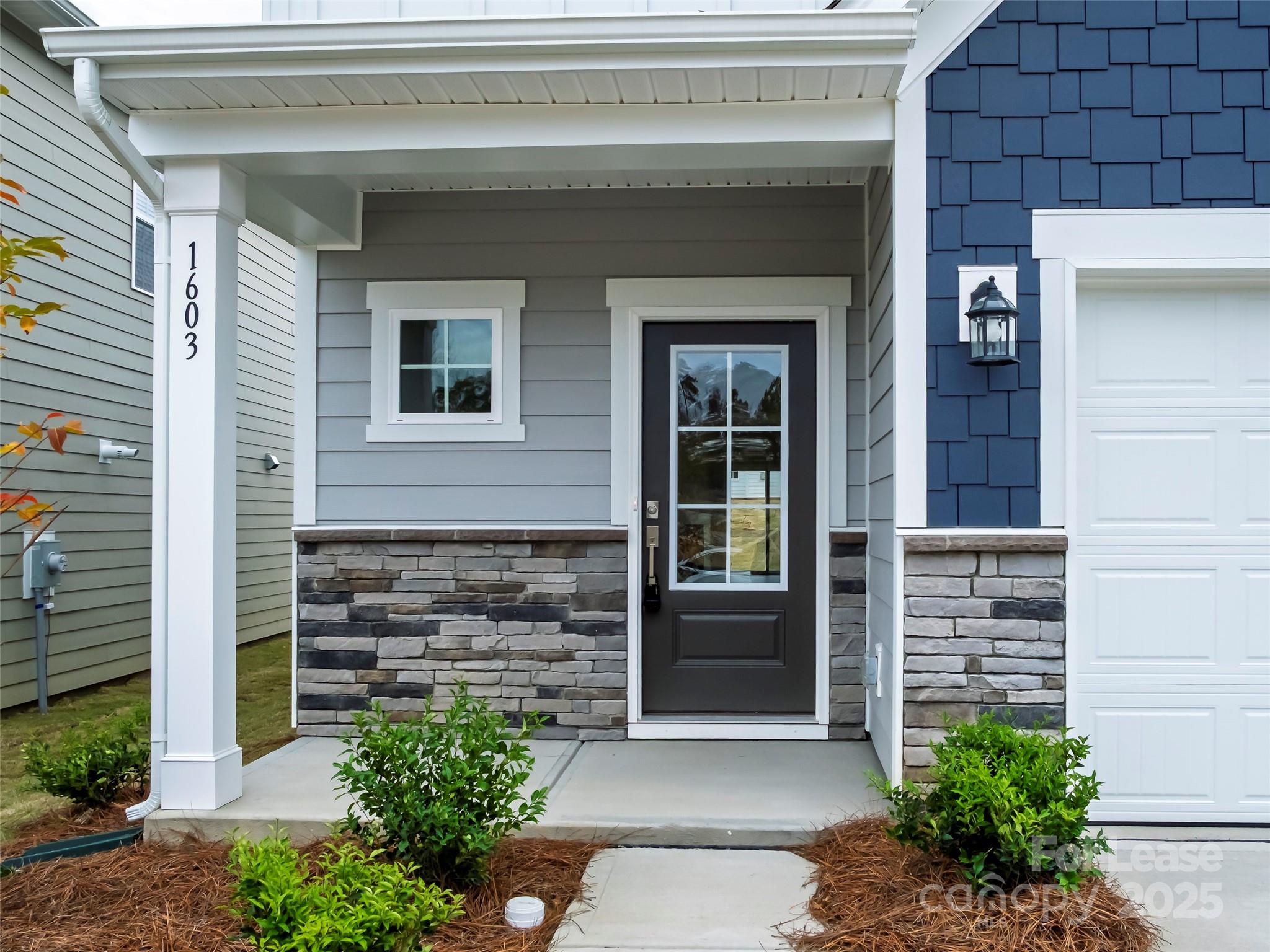 Redhawk - Residential Lease