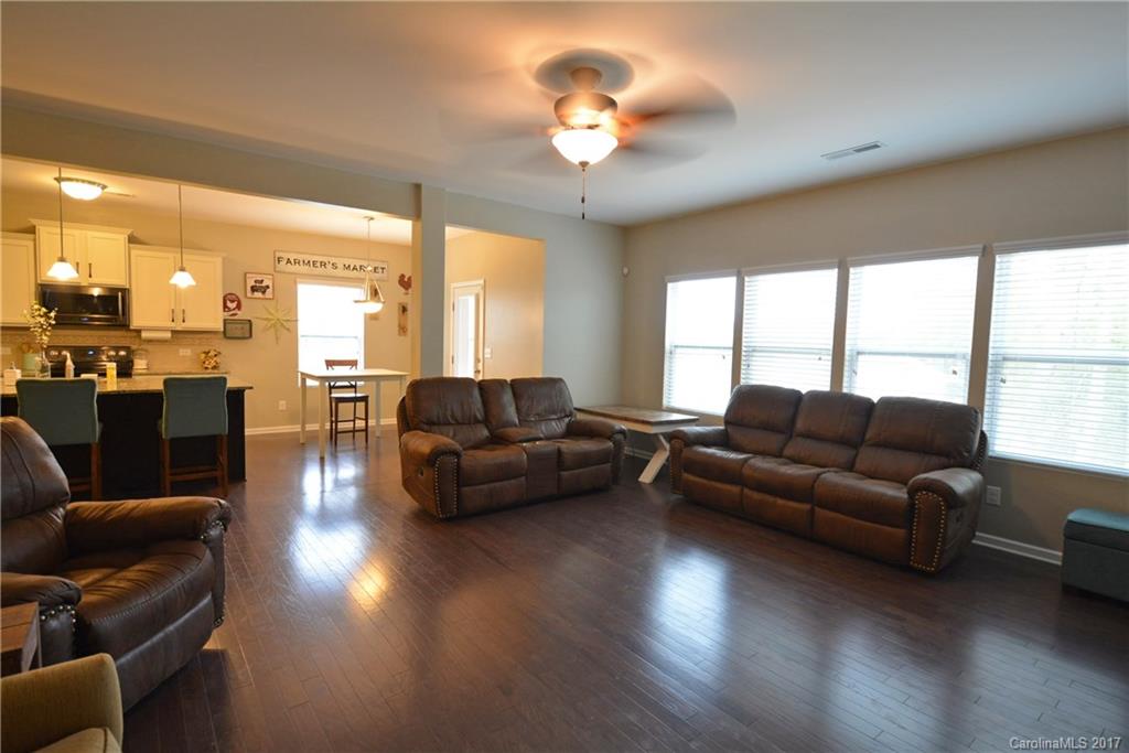 Austen Lakes - Residential