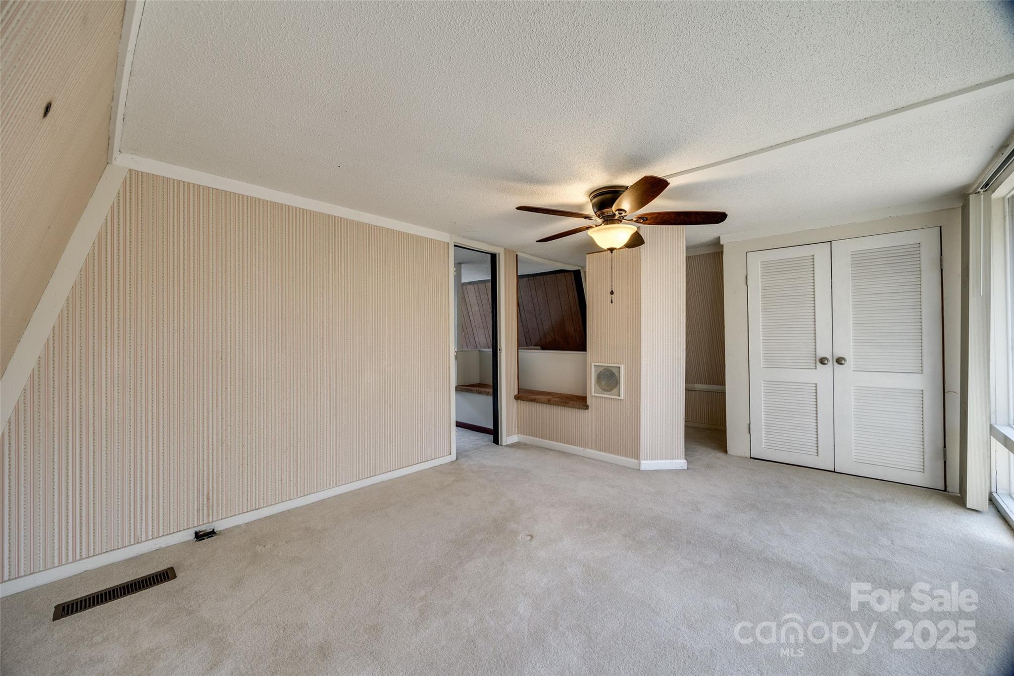 Tega Cay - Residential