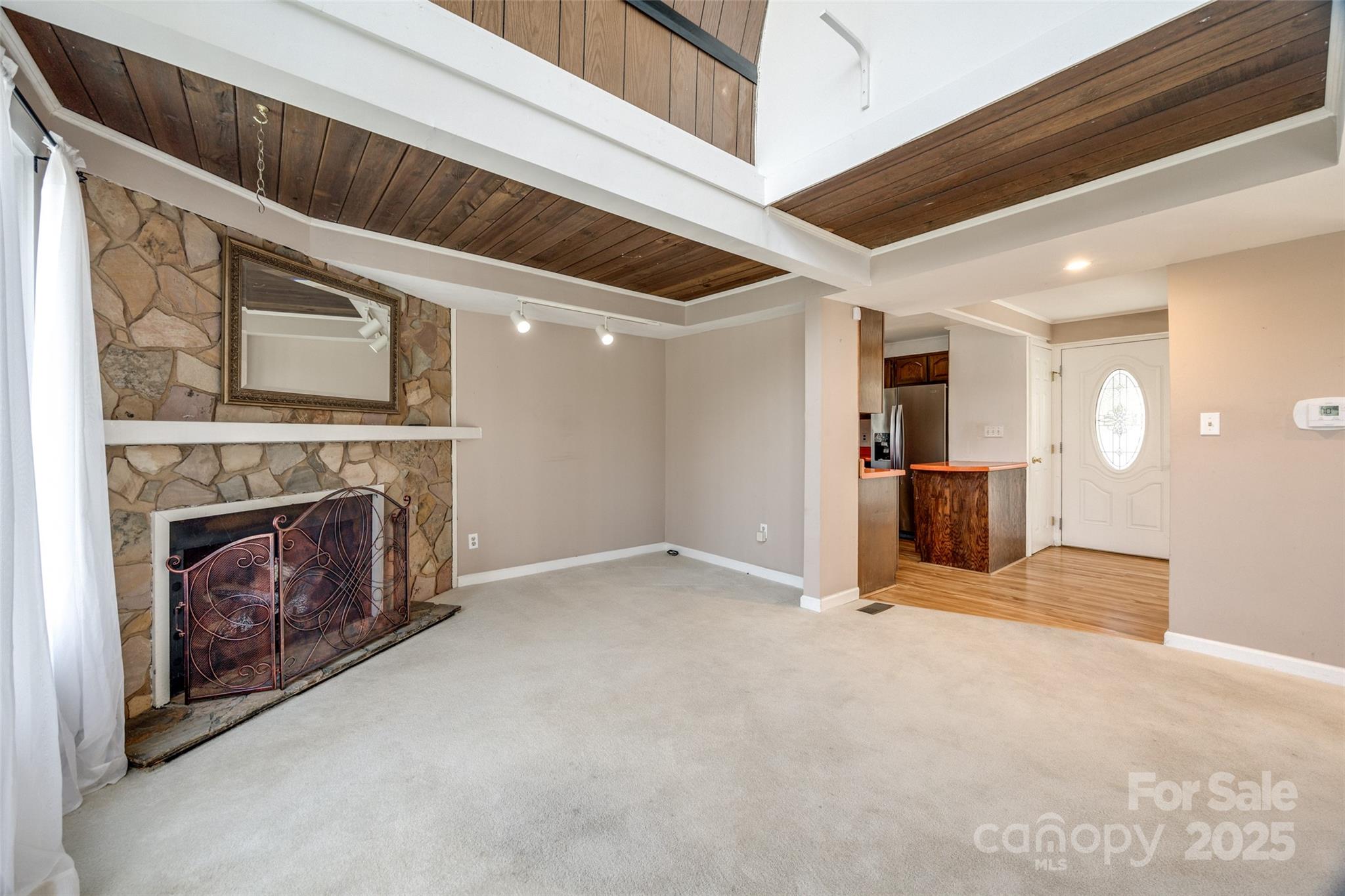 Tega Cay - Residential