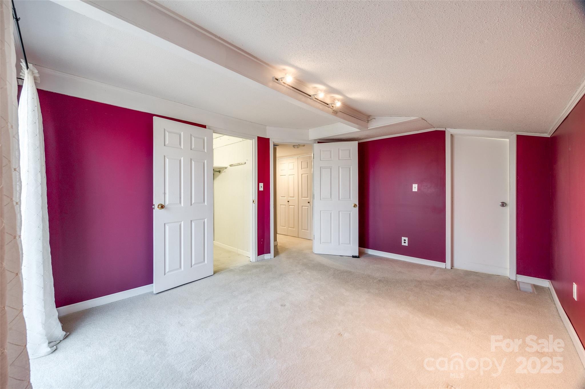 Tega Cay - Residential