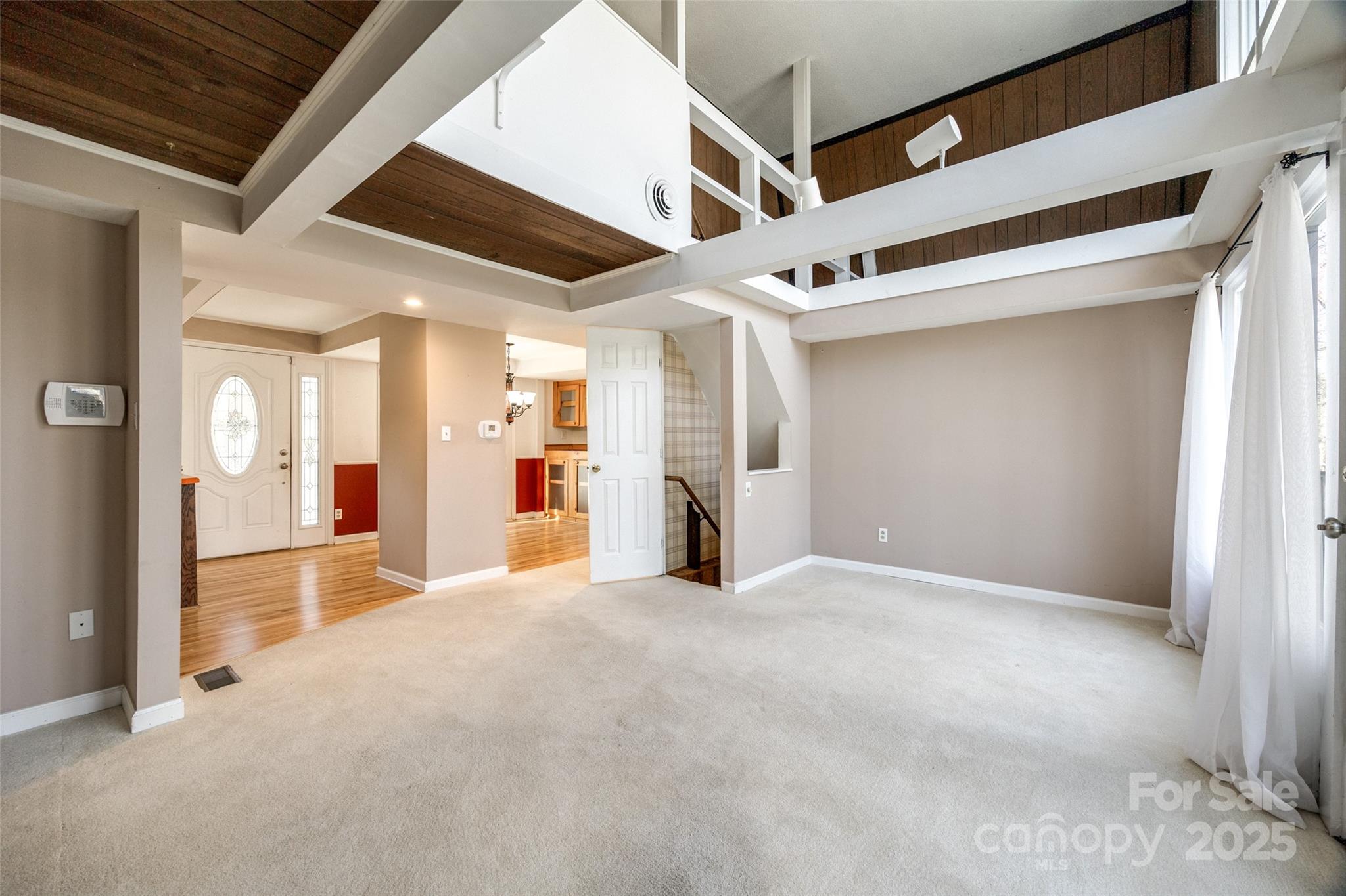 Tega Cay - Residential