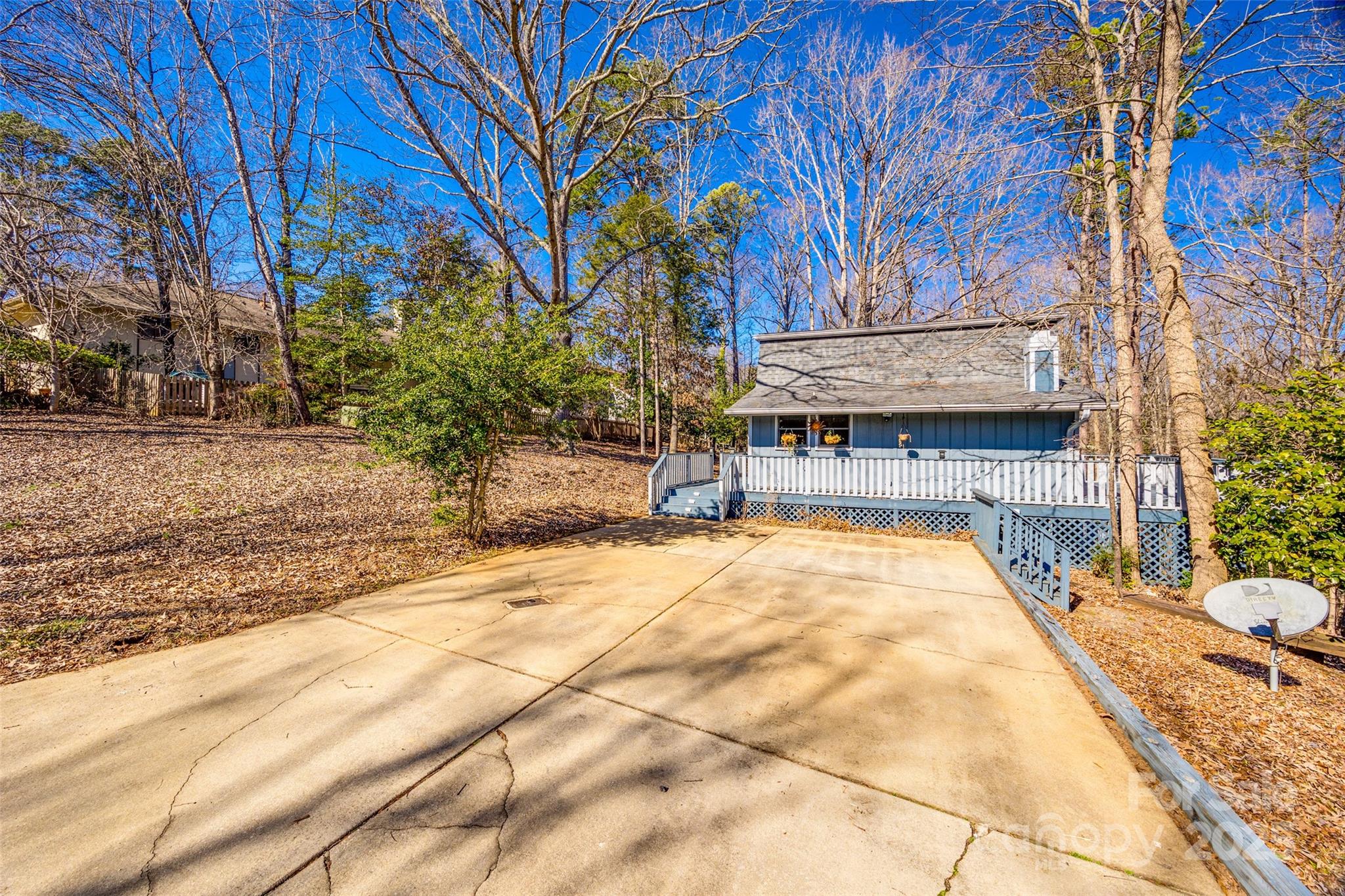 Tega Cay - Residential