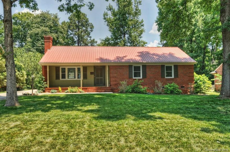 Immaculate open ranch w/huge 2-car garage!  Big things are done, all you need to do is make it your own.  Pella windows ’13, HVAC ’13, H20 ’11.  Great metal roof requires no maintenance, new gutters.  Open kitchen/den, solid surface counters, newer appliances.  Screened porch to enjoy the beautiful backyard.  Garage w/ 10x20 workshop/storage room.  Beautiful hardwood floors, tile baths.  Quiet street in fabulous Madison Park gives you convenience to Southpark/uptown/light rail/interstates!