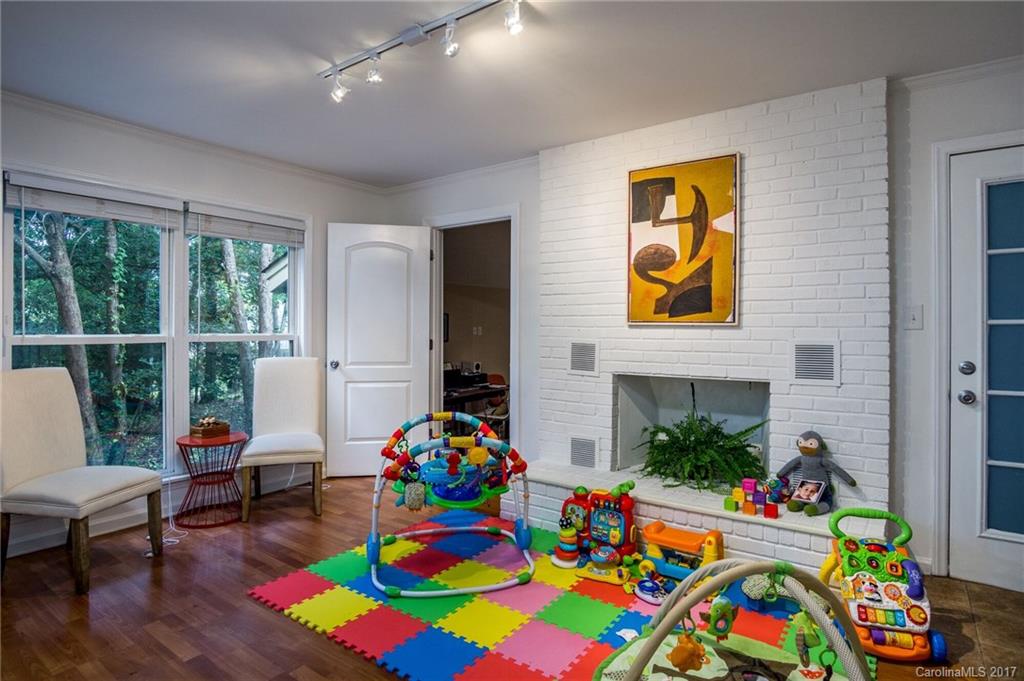 Tega Cay - Residential