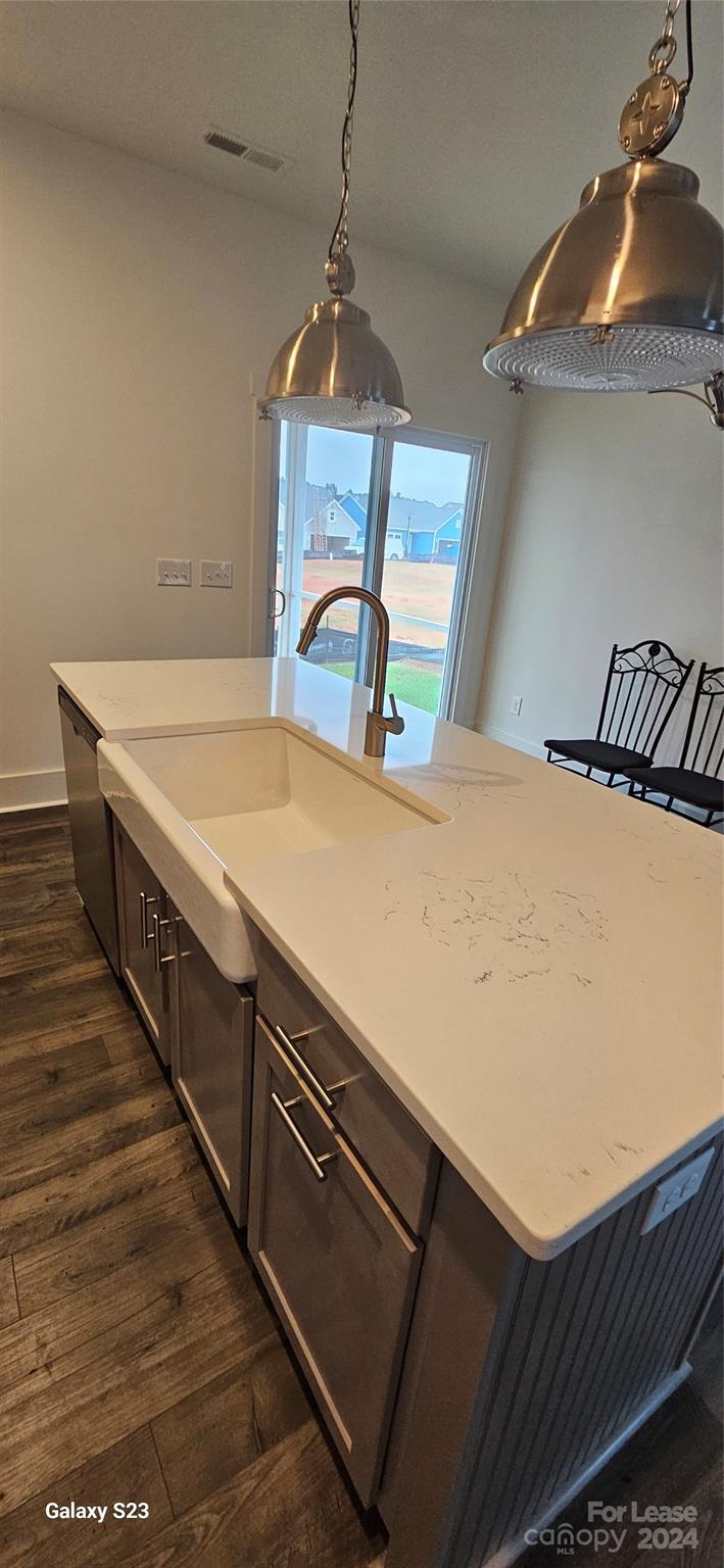 Edgewater - Residential Lease