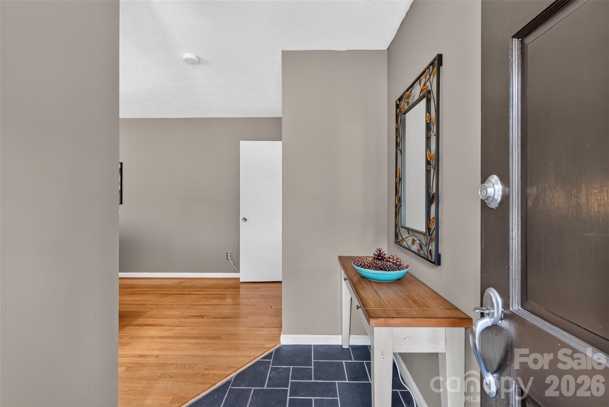 7 Mountainbrook Road