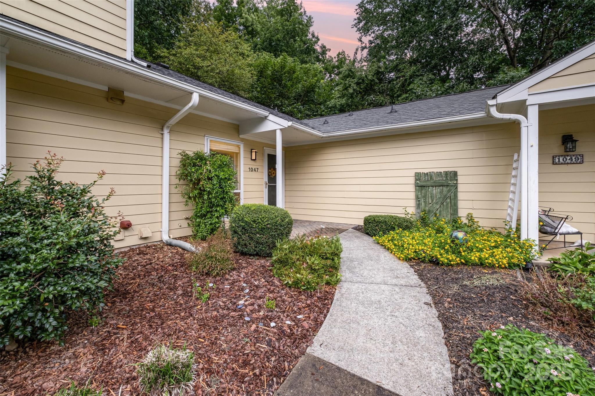 1047 Sardis Cove Drive