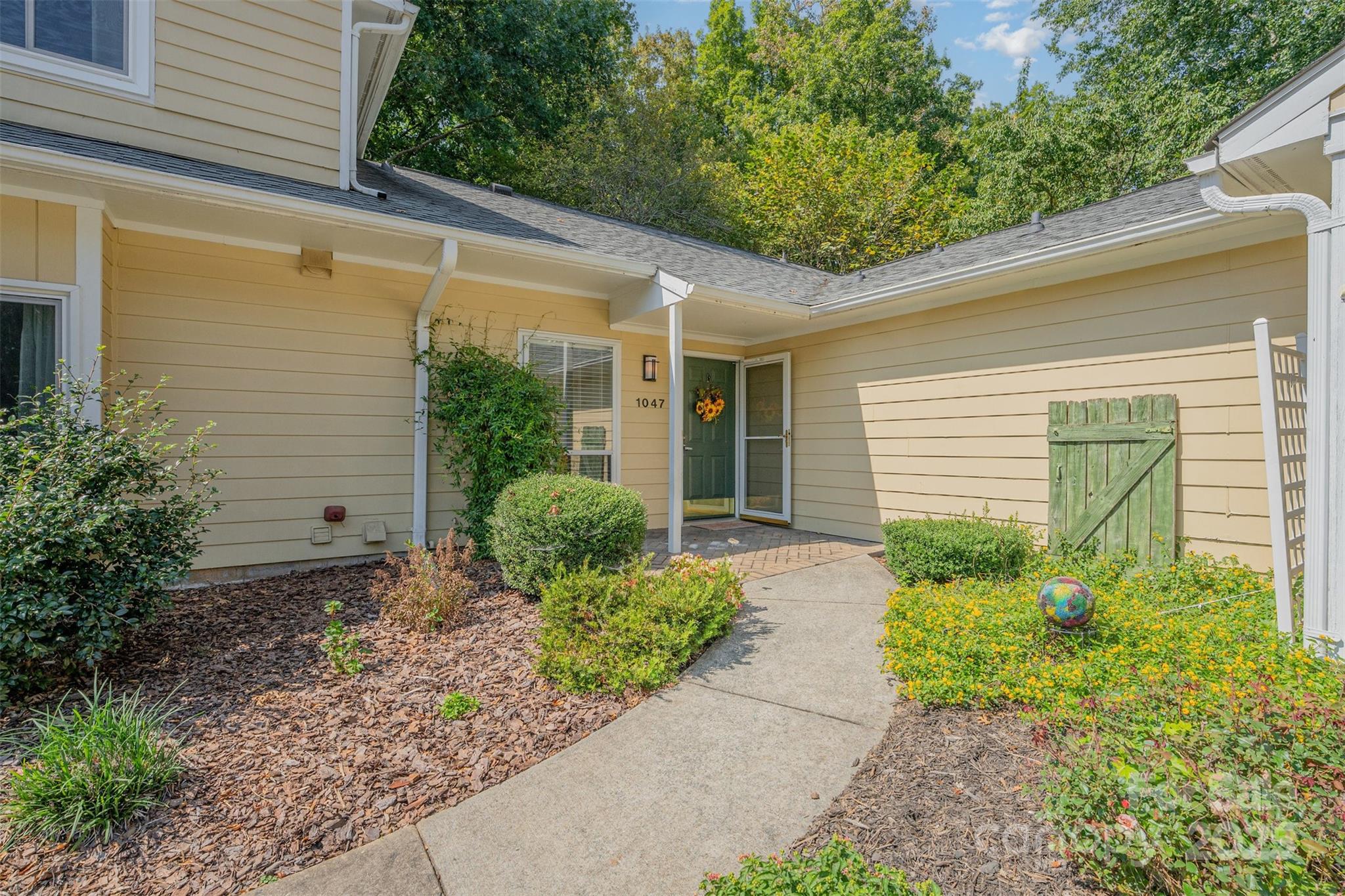 1047 Sardis Cove Drive