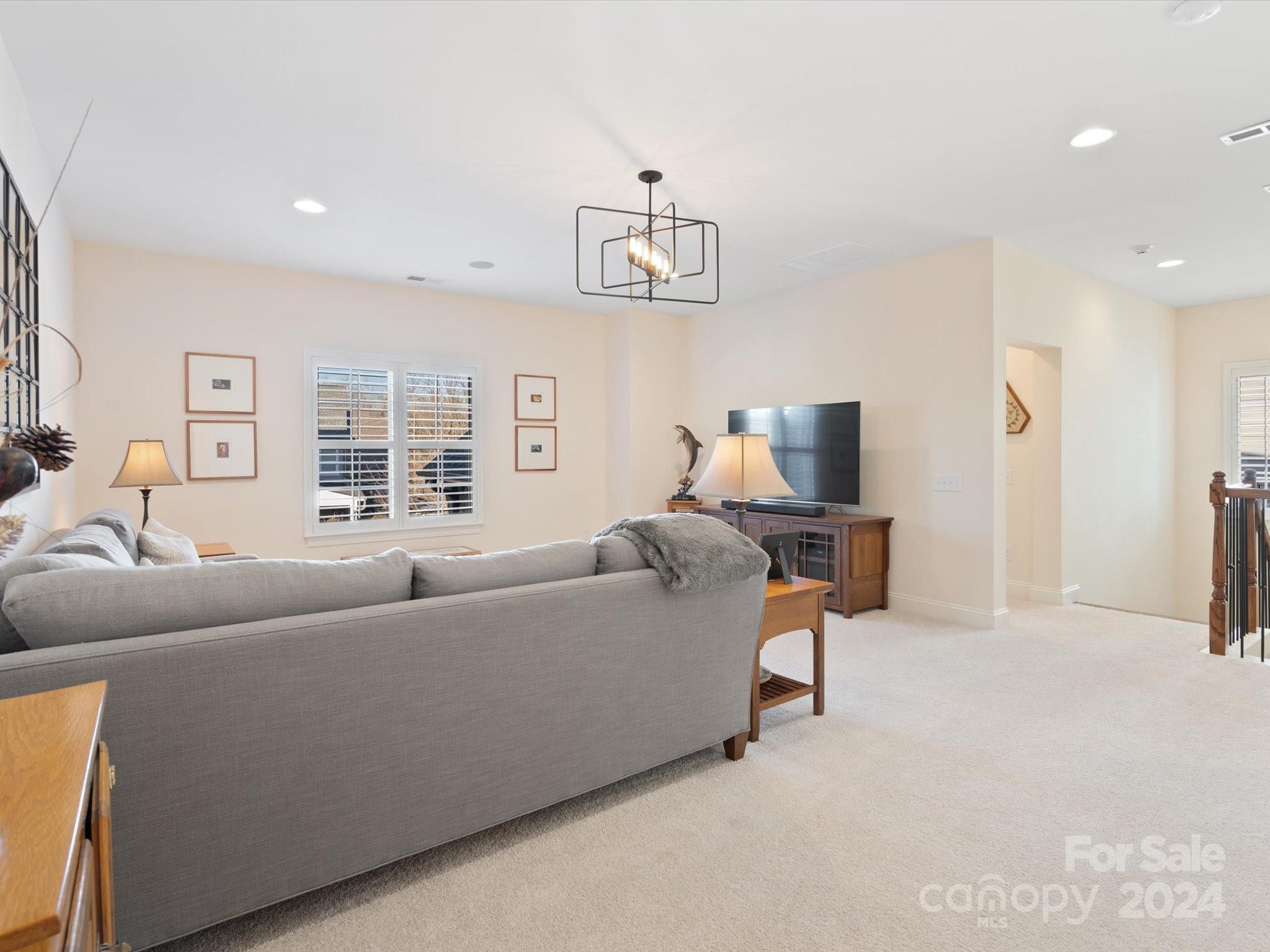 Providence Retreat - Residential