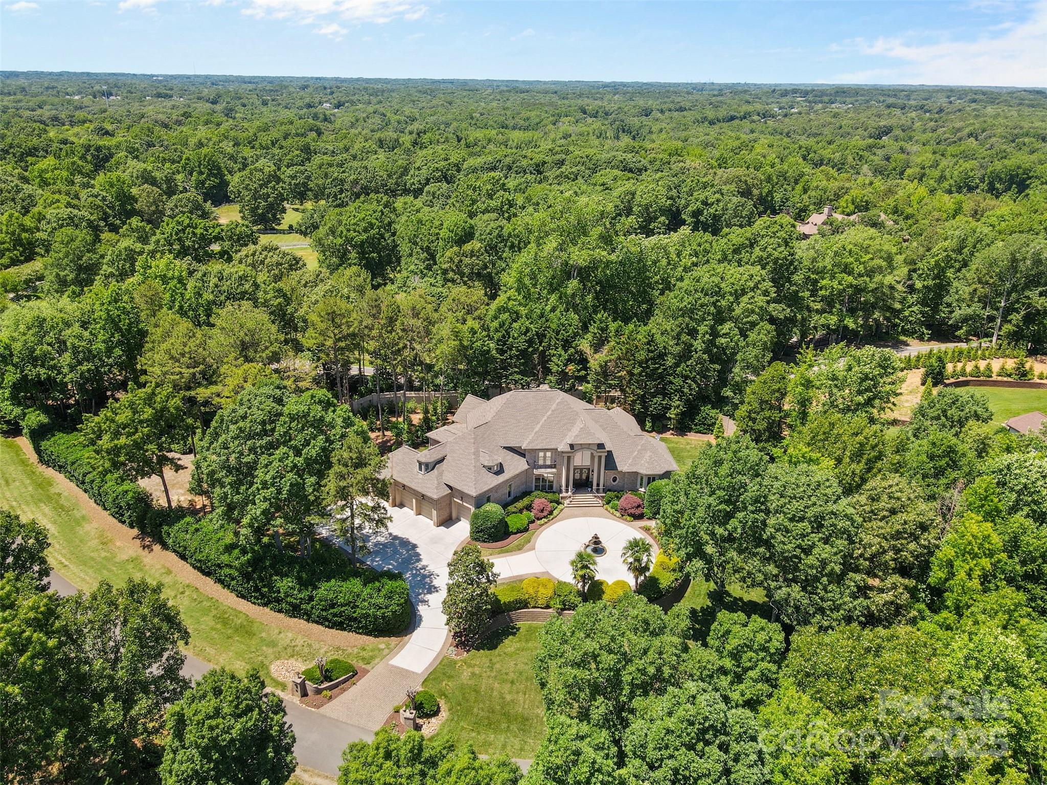 1405 Saratoga Woods Drive