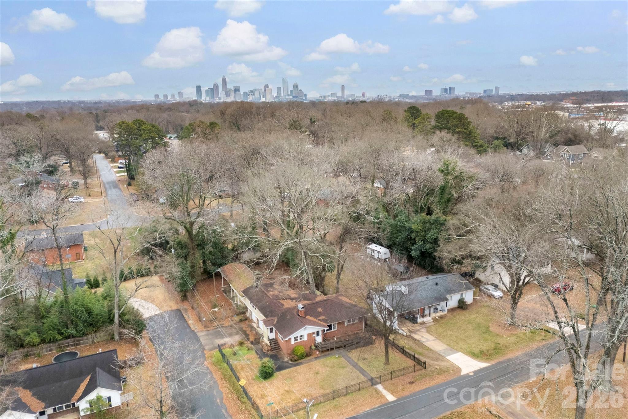 1001 Crestmere Street