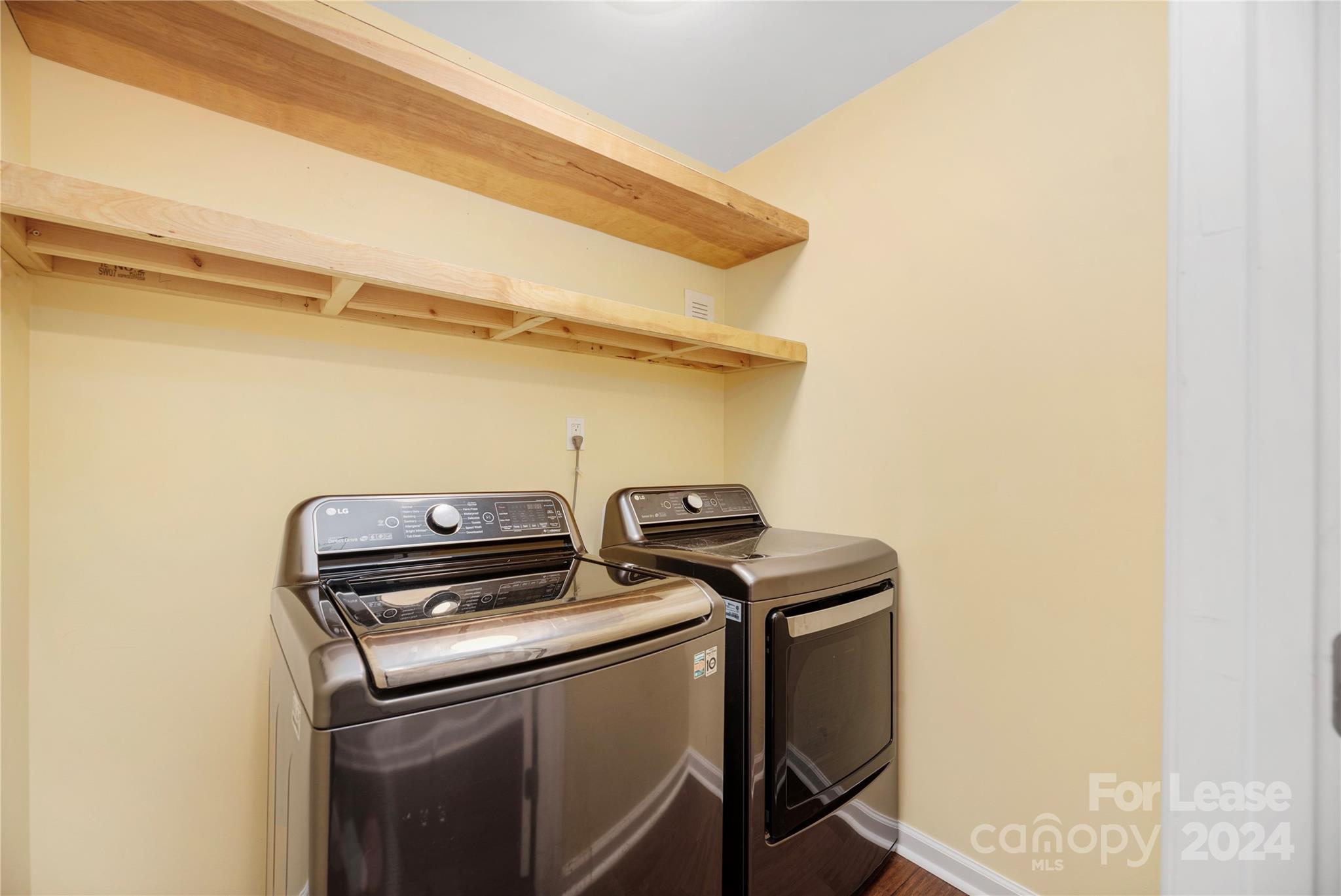 Lockwood - Residential Lease