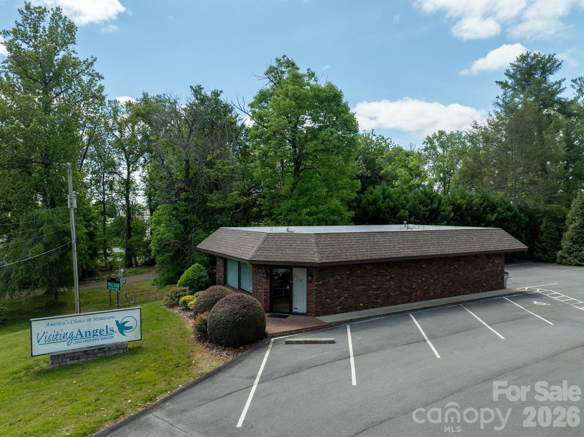 1822 Hickory Boulevard SW