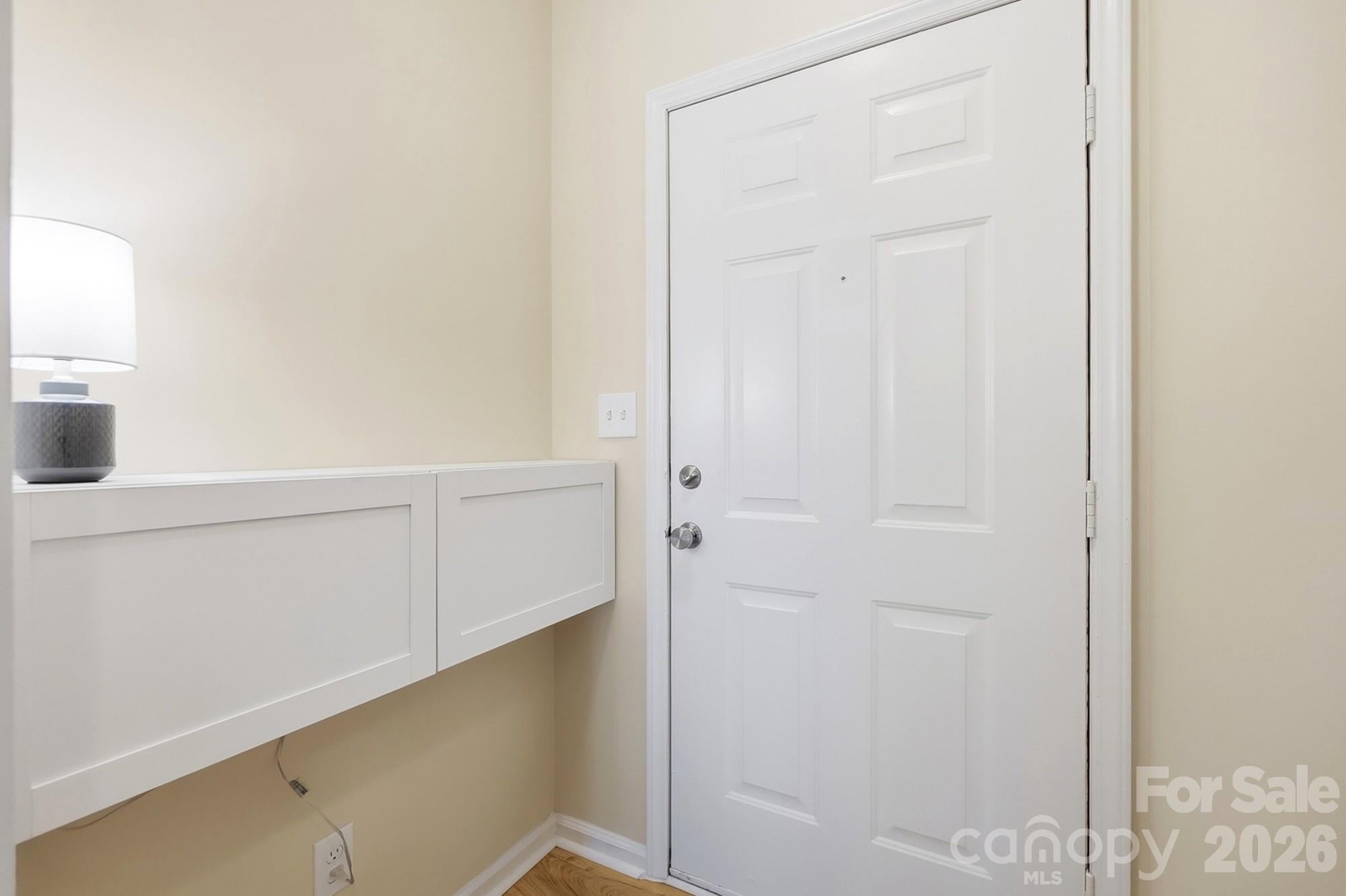 301 Queens Road 207
