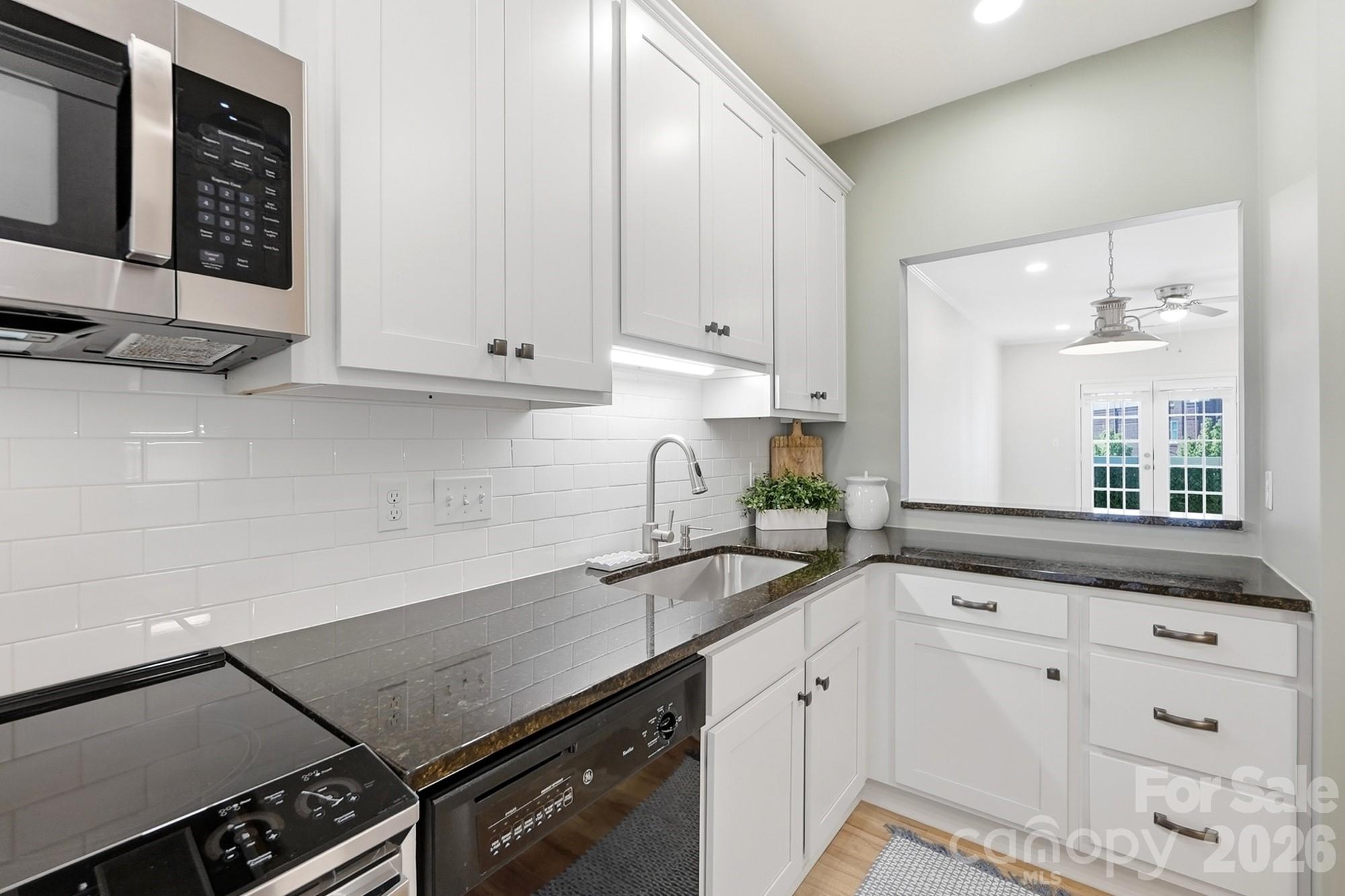 301 Queens Road 207