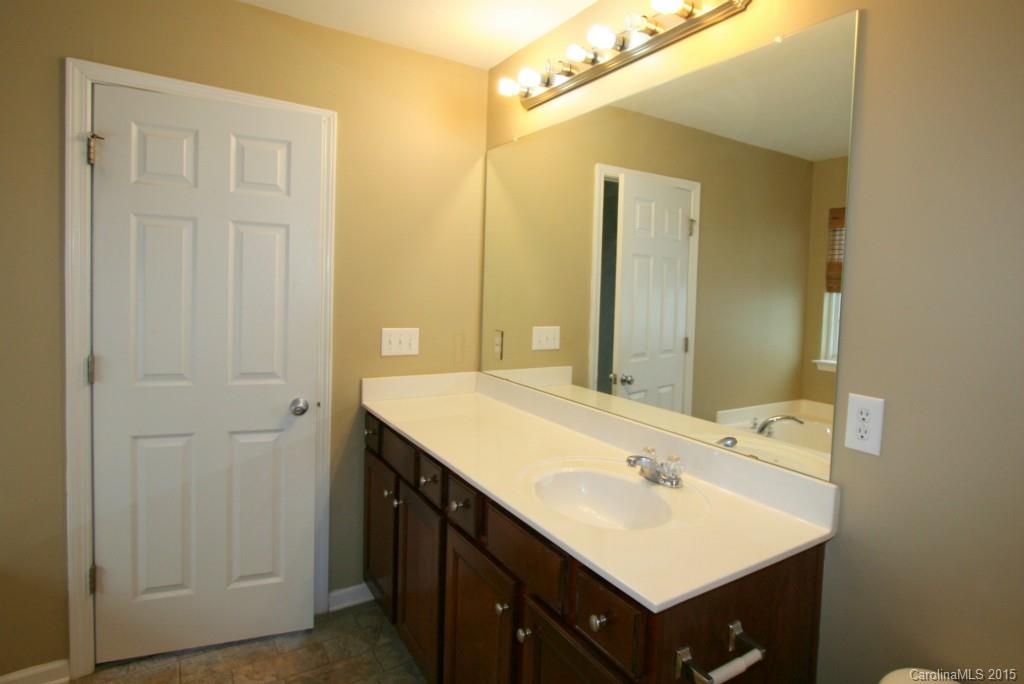 Brandon Oaks - Residential