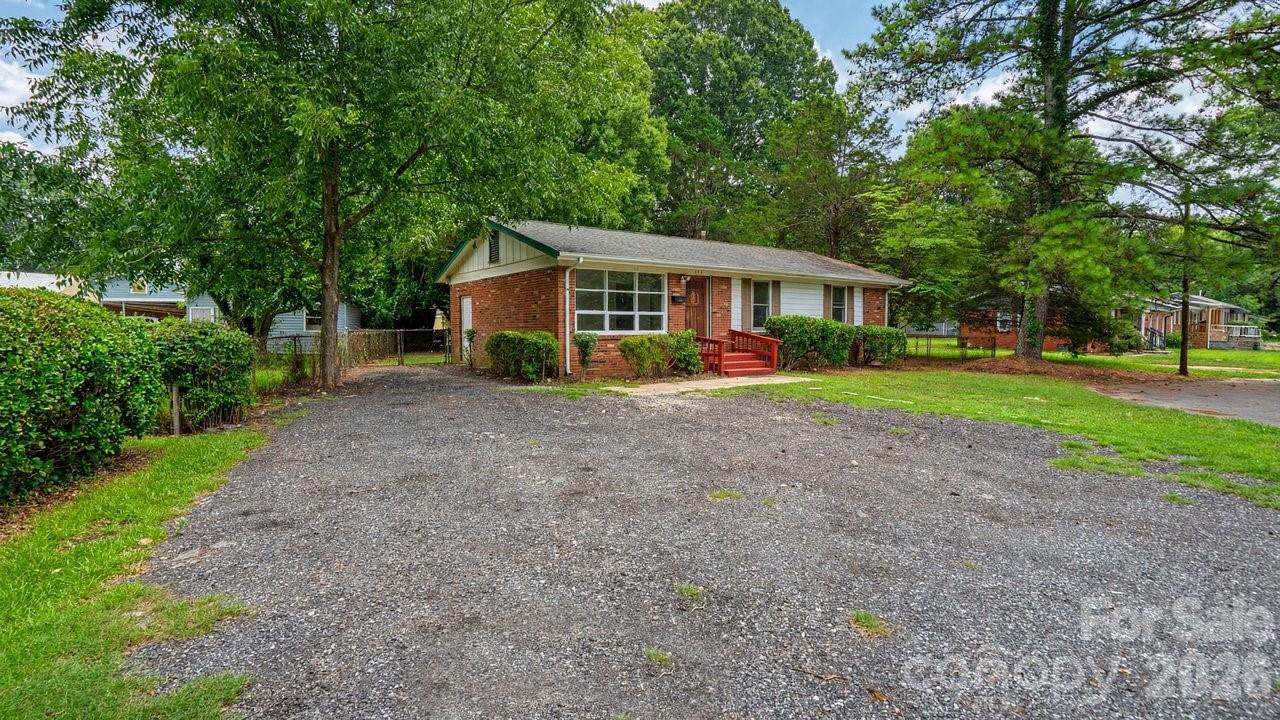 634 Kentbrook Drive