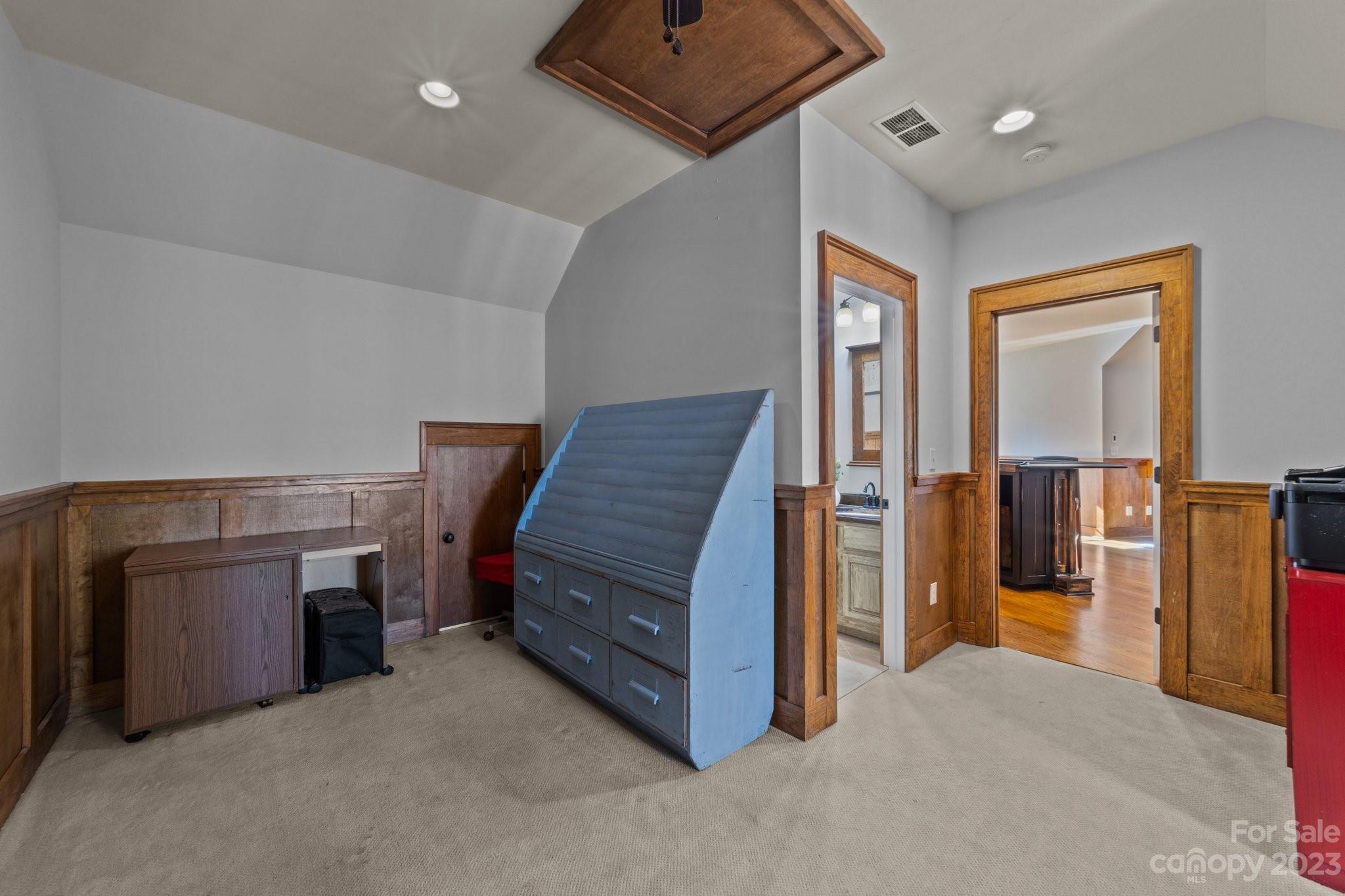 Davidson Wood - Residential