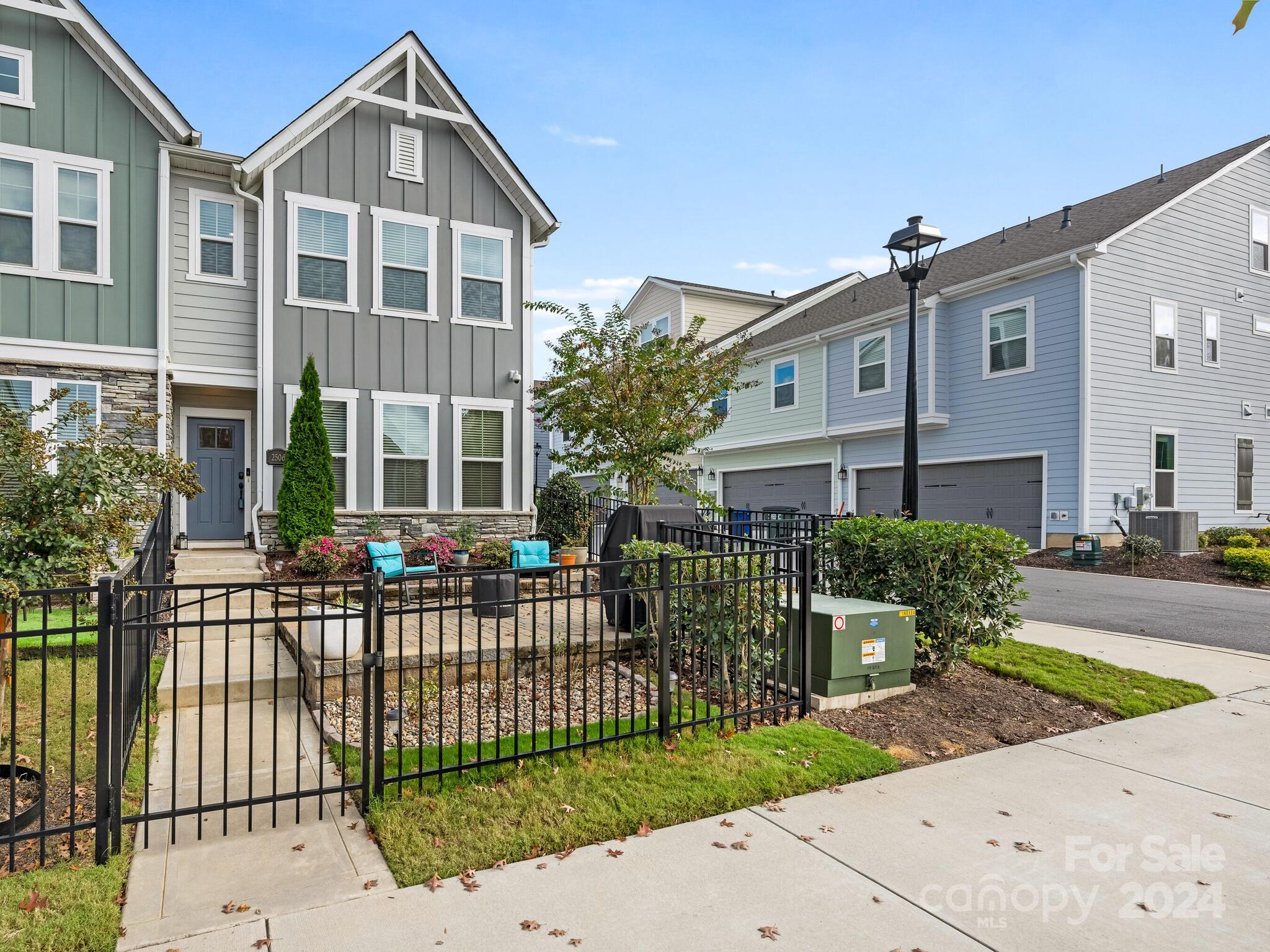 Villa Heights - Residential