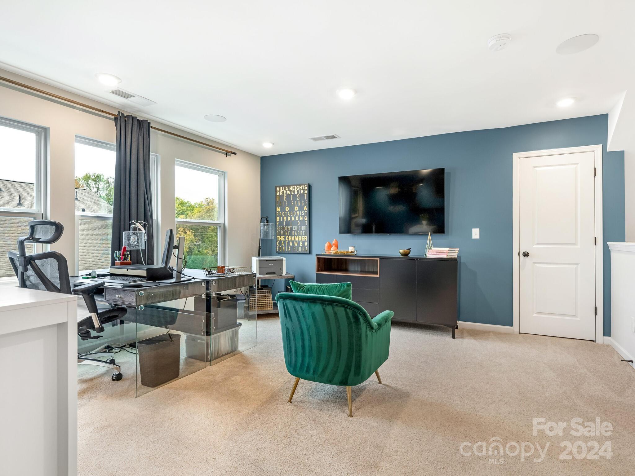 Villa Heights - Residential
